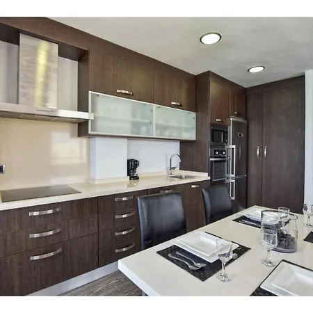 Boston By Interhome *